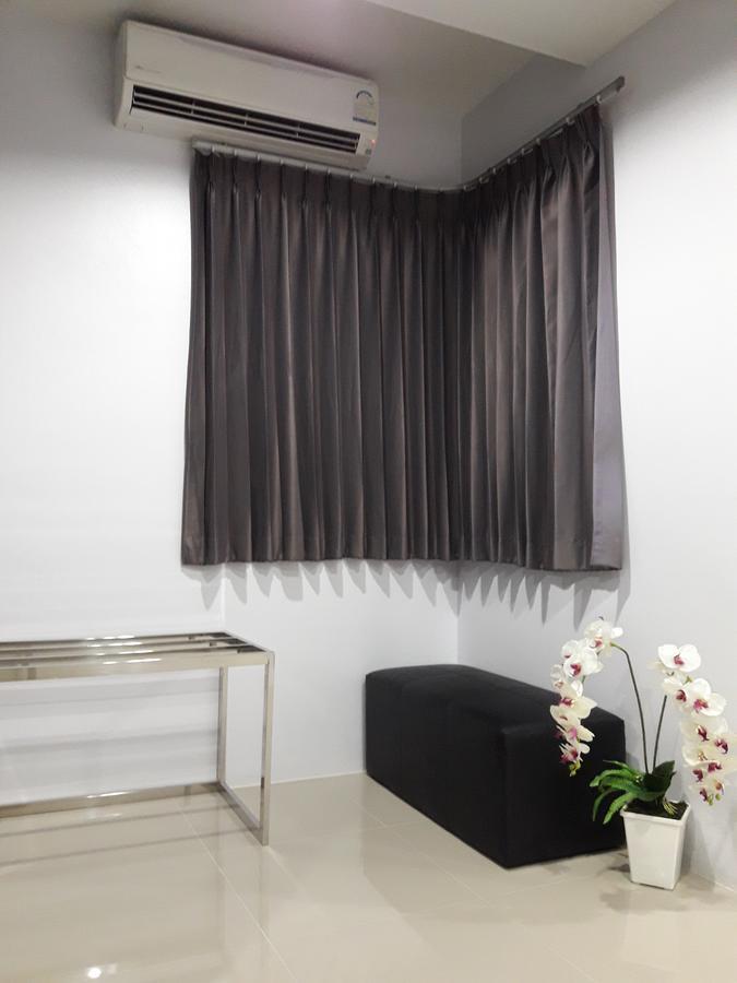 The Ztand By Airport Phuket Hotel Ban Bo Han Bagian luar foto